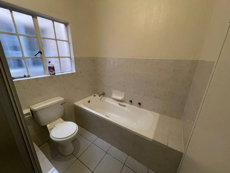 1 Bedroom Property for Sale in Bedfordview Gauteng