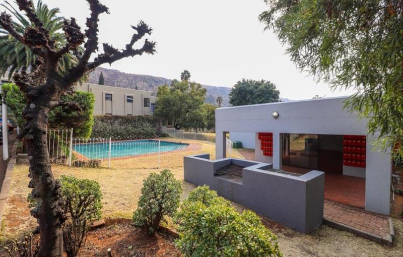 1 Bedroom Property for Sale in Bruma Gauteng