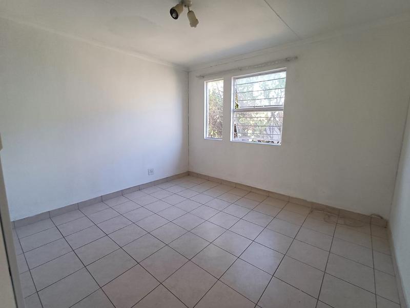 2 Bedroom Property for Sale in Ridgeway Gauteng