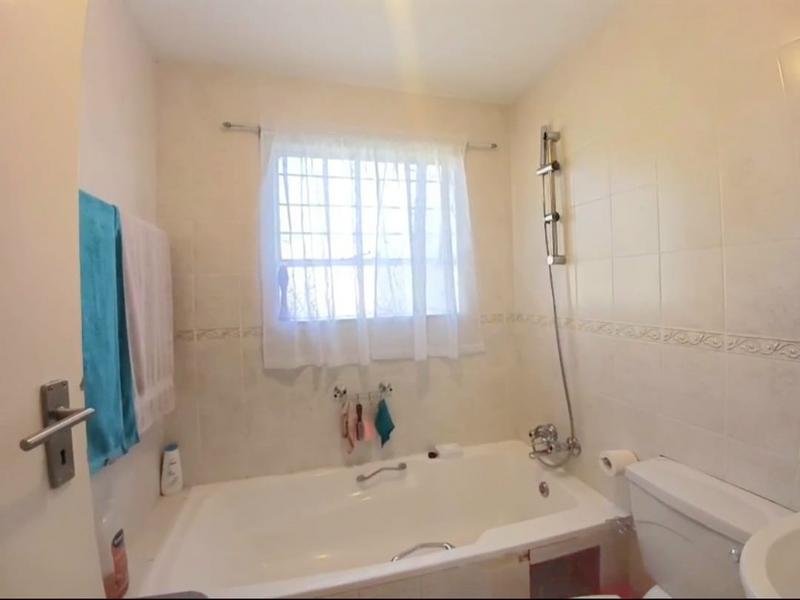2 Bedroom Property for Sale in Ridgeway Gauteng