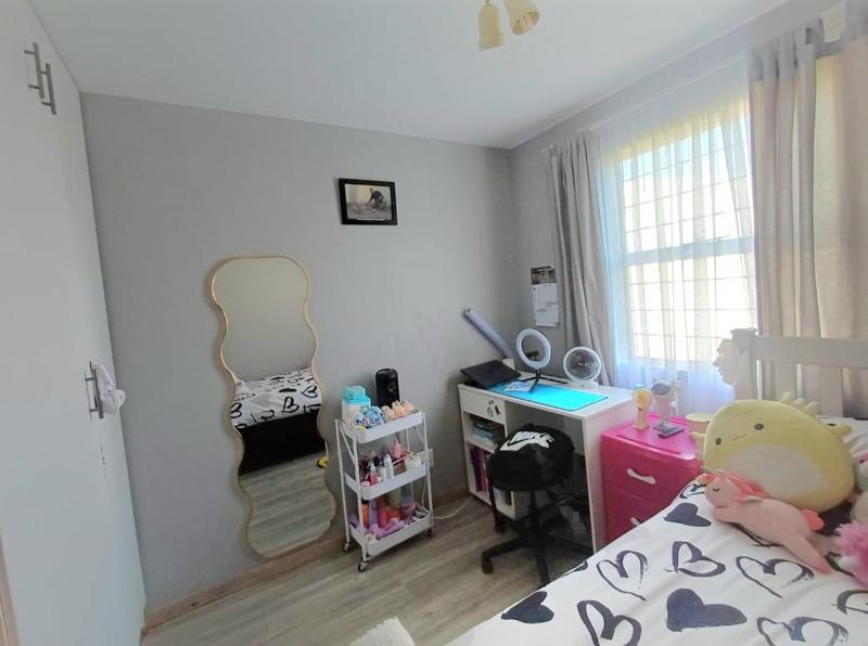 2 Bedroom Property for Sale in Ridgeway Gauteng