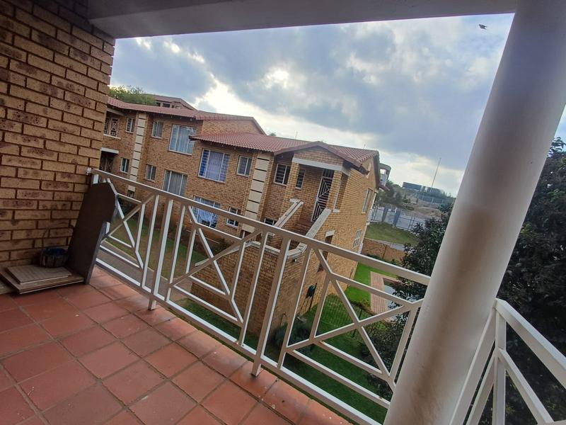 2 Bedroom Property for Sale in Ridgeway Gauteng