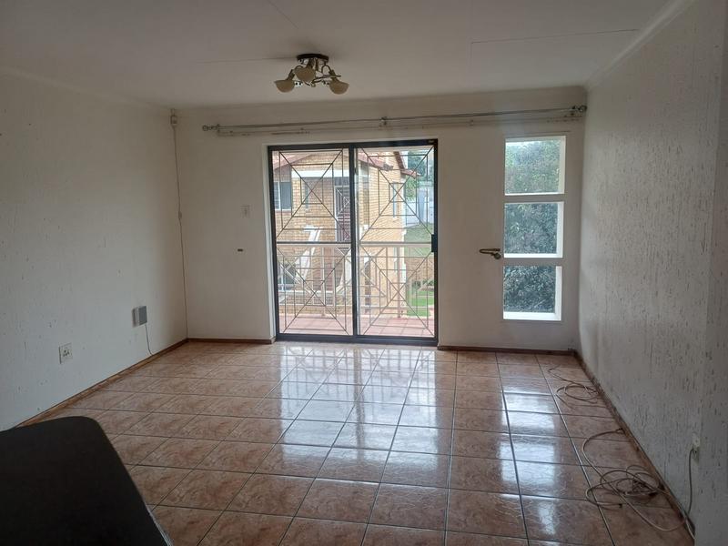 2 Bedroom Property for Sale in Ridgeway Gauteng