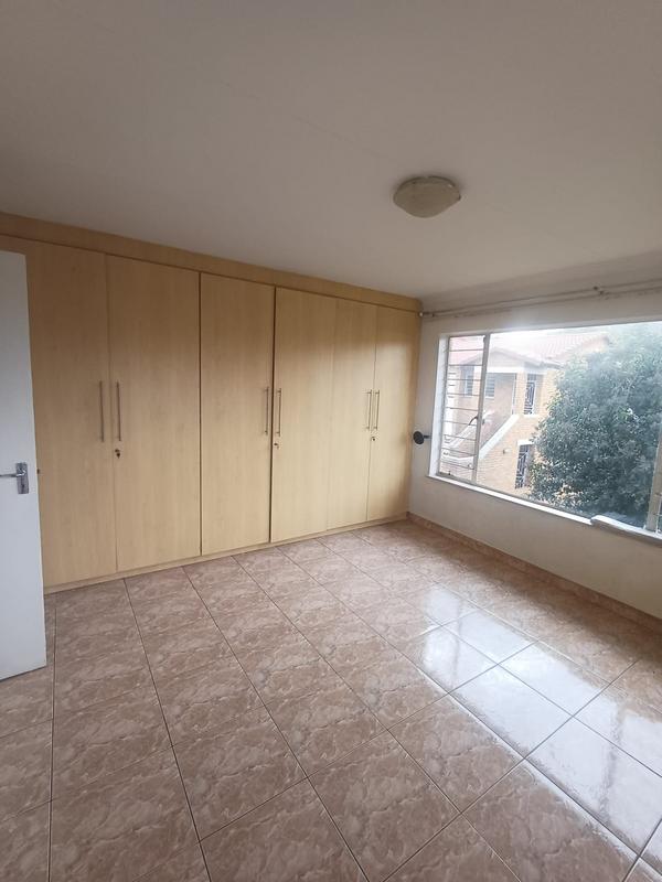 2 Bedroom Property for Sale in Ridgeway Gauteng