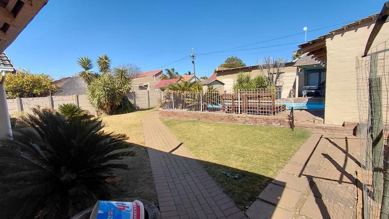 3 Bedroom Property for Sale in Roseacre Gauteng