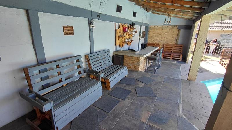 3 Bedroom Property for Sale in Roseacre Gauteng