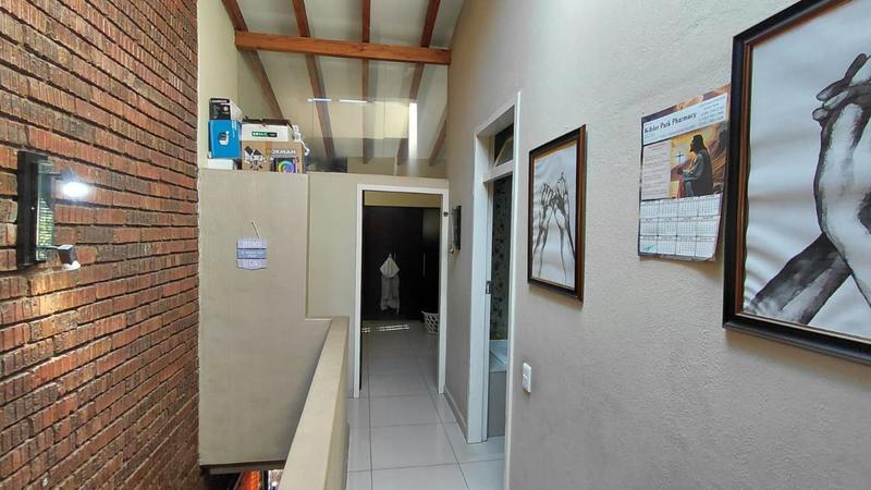 2 Bedroom Property for Sale in The Hill Gauteng