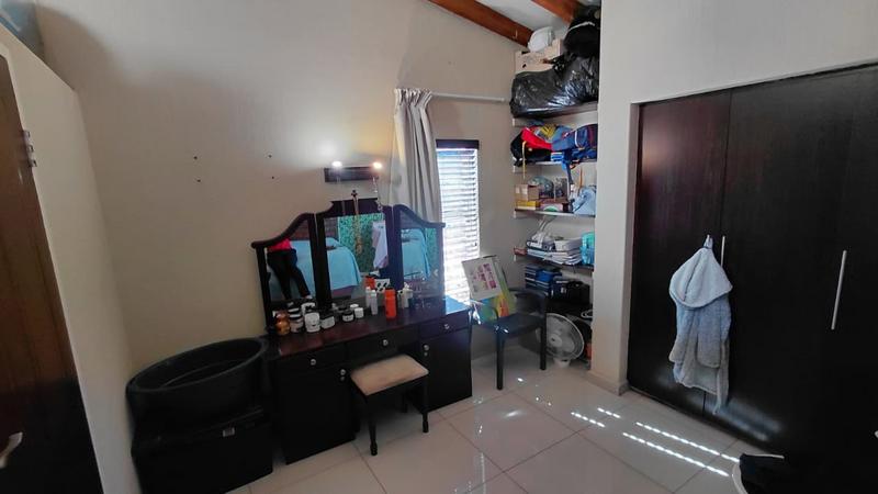 2 Bedroom Property for Sale in The Hill Gauteng