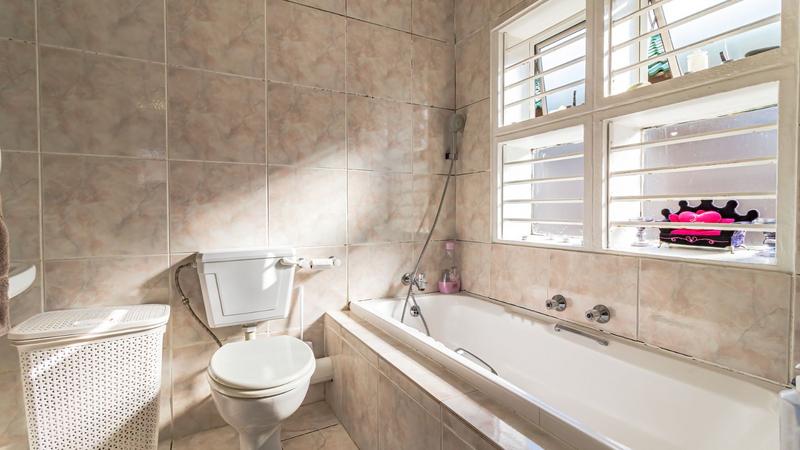 3 Bedroom Property for Sale in Winchester Hills Gauteng