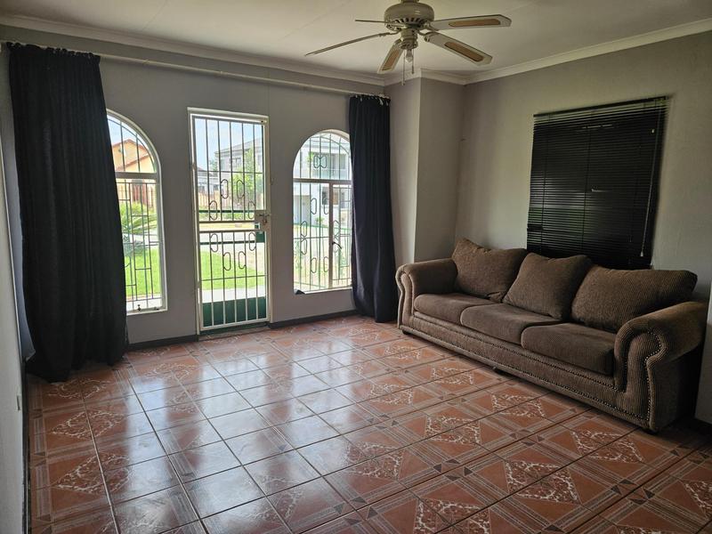 3 Bedroom Property for Sale in Zakariyya Park Gauteng