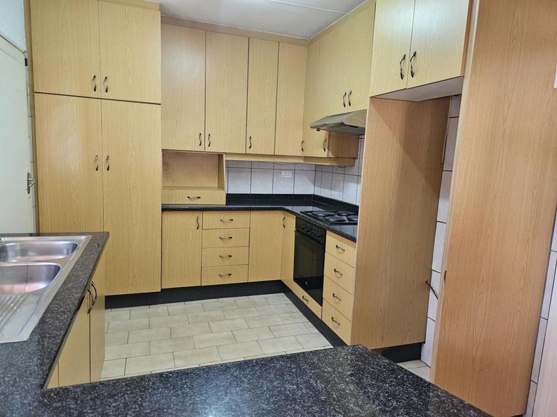 3 Bedroom Property for Sale in Zakariyya Park Gauteng