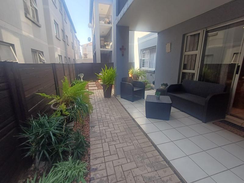 2 Bedroom Property for Sale in Bardene Gauteng