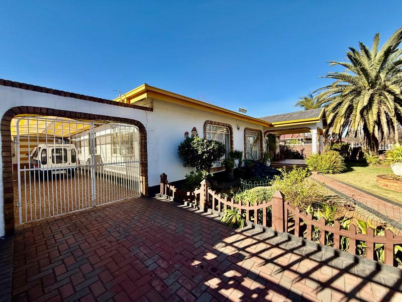 3 Bedroom Property for Sale in Vanderbijlpark CW 5 Gauteng