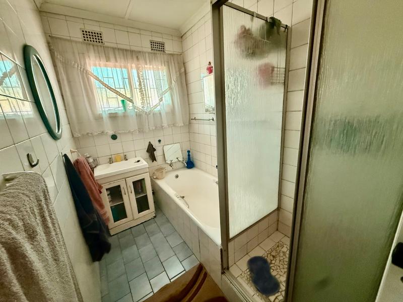 3 Bedroom Property for Sale in Vanderbijlpark CW 5 Gauteng