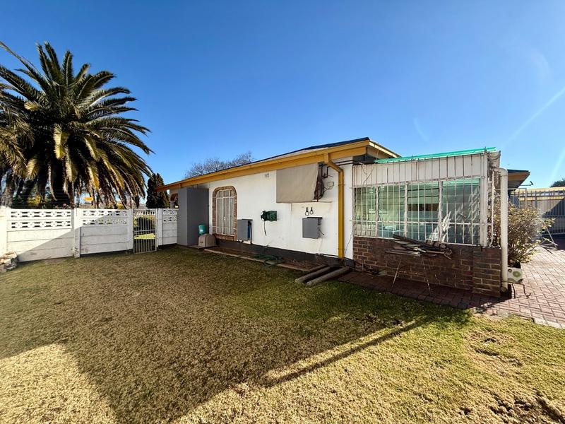 3 Bedroom Property for Sale in Vanderbijlpark CW 5 Gauteng