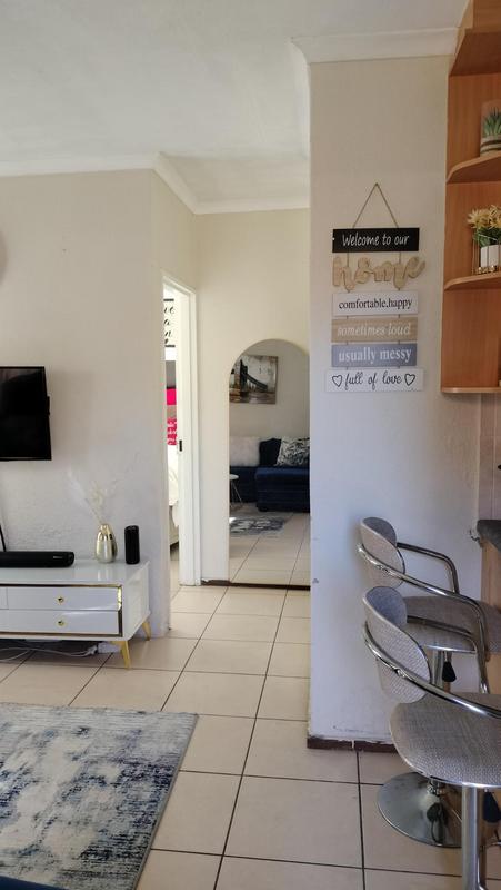 2 Bedroom Property for Sale in Edleen Gauteng