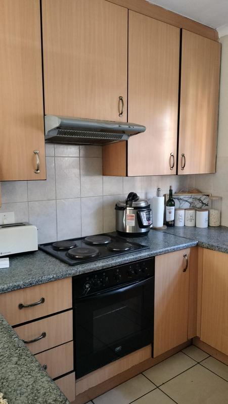 2 Bedroom Property for Sale in Edleen Gauteng