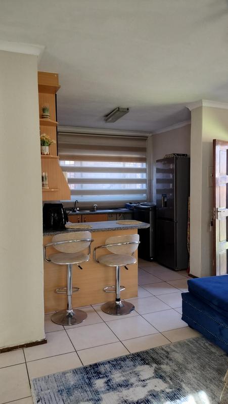 2 Bedroom Property for Sale in Edleen Gauteng