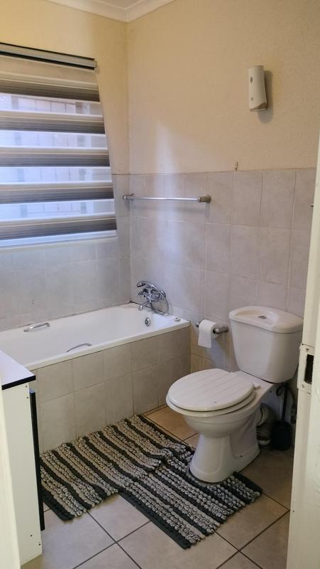 2 Bedroom Property for Sale in Edleen Gauteng