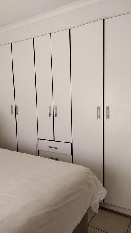 2 Bedroom Property for Sale in Edleen Gauteng