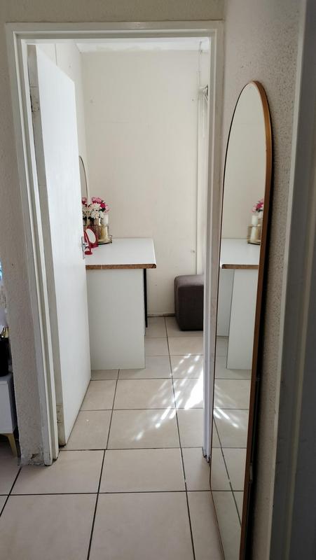 2 Bedroom Property for Sale in Edleen Gauteng