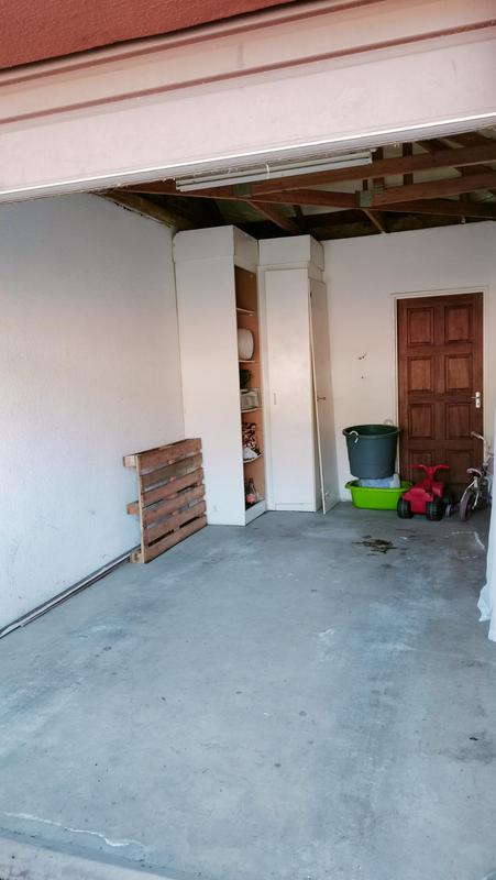 2 Bedroom Property for Sale in Edleen Gauteng