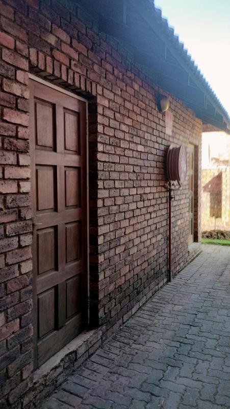 2 Bedroom Property for Sale in Edleen Gauteng