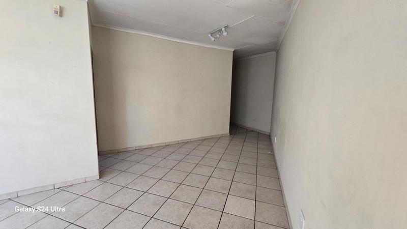 6 Bedroom Property for Sale in Elspark Gauteng