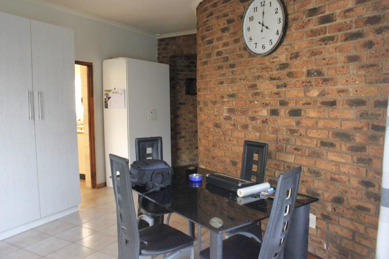6 Bedroom Property for Sale in Elspark Gauteng