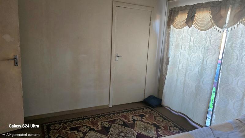 6 Bedroom Property for Sale in Elspark Gauteng