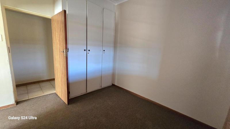 6 Bedroom Property for Sale in Elspark Gauteng