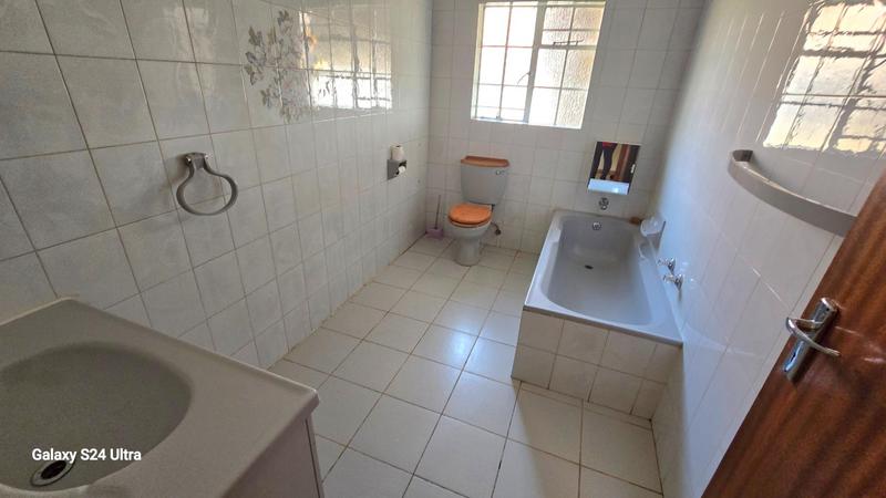 6 Bedroom Property for Sale in Elspark Gauteng