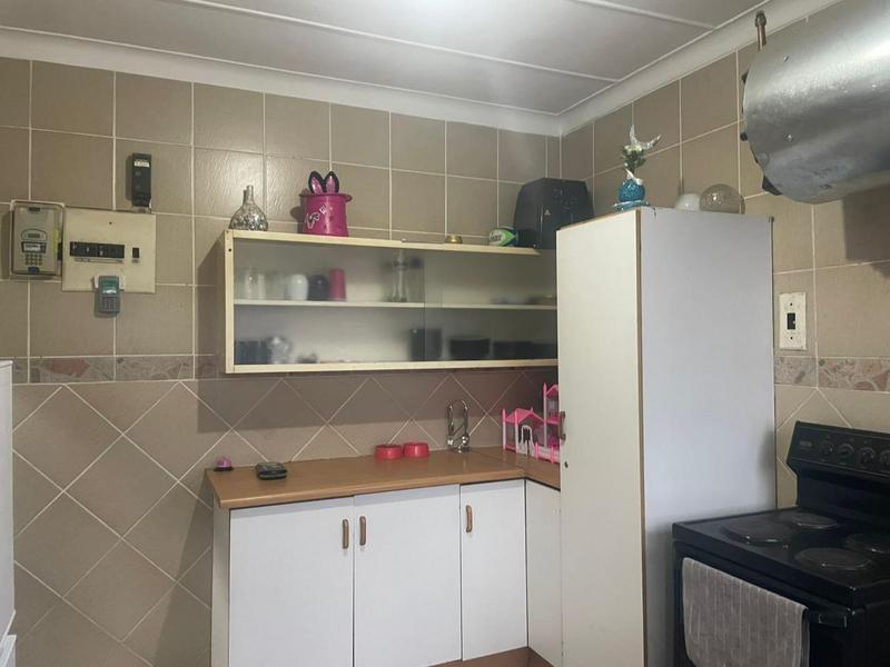 1 Bedroom Property for Sale in Meyerton Central Gauteng
