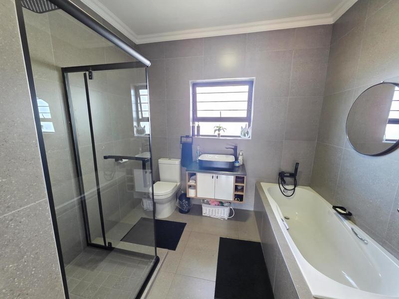 4 Bedroom Property for Sale in Meyerton Central Gauteng