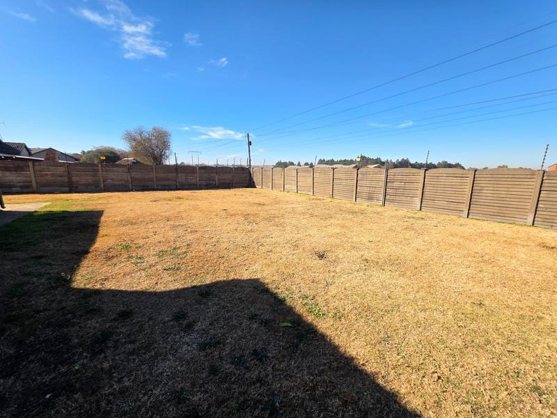 4 Bedroom Property for Sale in Meyerton Central Gauteng