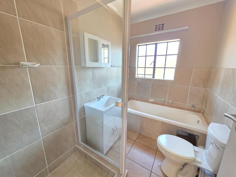 2 Bedroom Property for Sale in Meyerton Central Gauteng