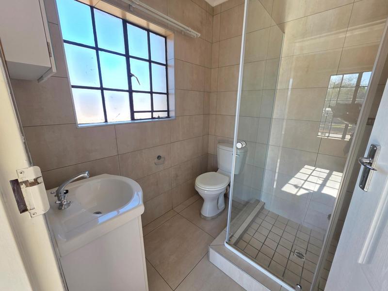 2 Bedroom Property for Sale in Meyerton Central Gauteng