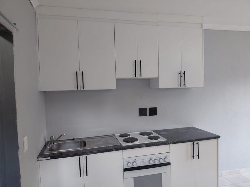 To Let 1 Bedroom Property for Rent in Cresta Gauteng