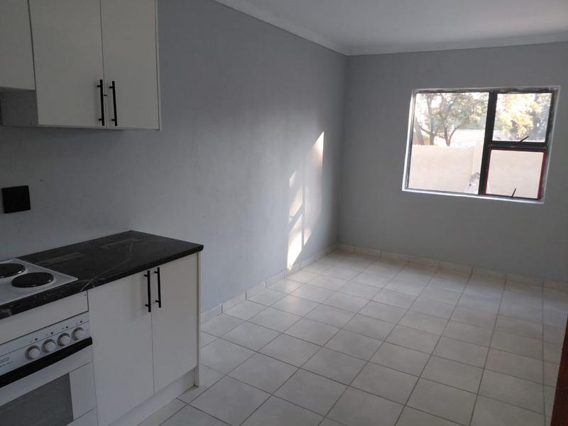 To Let 1 Bedroom Property for Rent in Cresta Gauteng