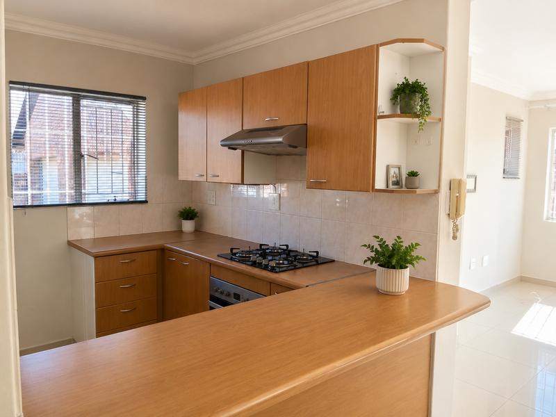 3 Bedroom Property for Sale in Eldoraigne Gauteng