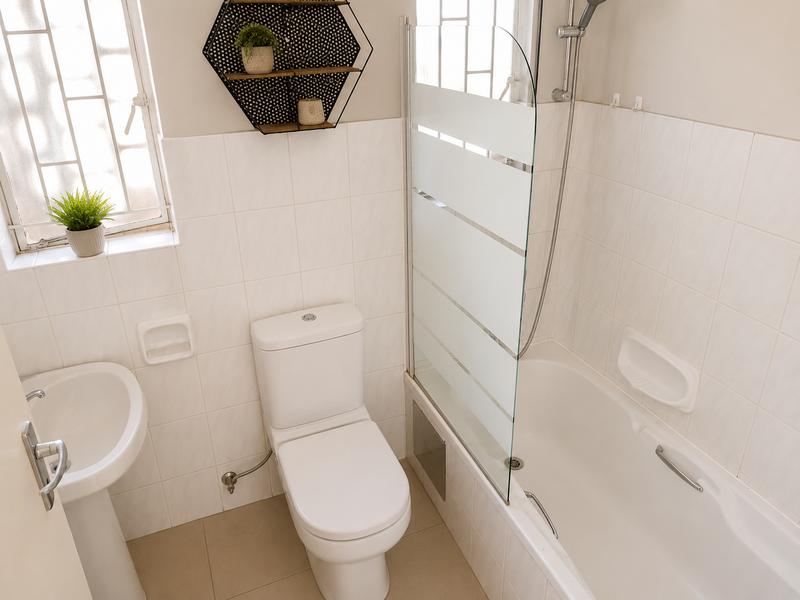3 Bedroom Property for Sale in Eldoraigne Gauteng