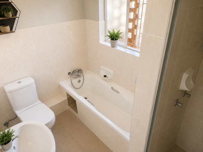 3 Bedroom Property for Sale in Eldoraigne Gauteng