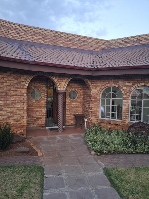 3 Bedroom Property for Sale in Vanderbijlpark SE 4 Gauteng