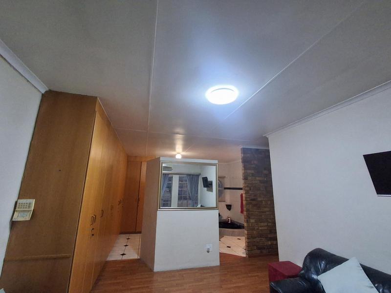 3 Bedroom Property for Sale in Vanderbijlpark SE 4 Gauteng
