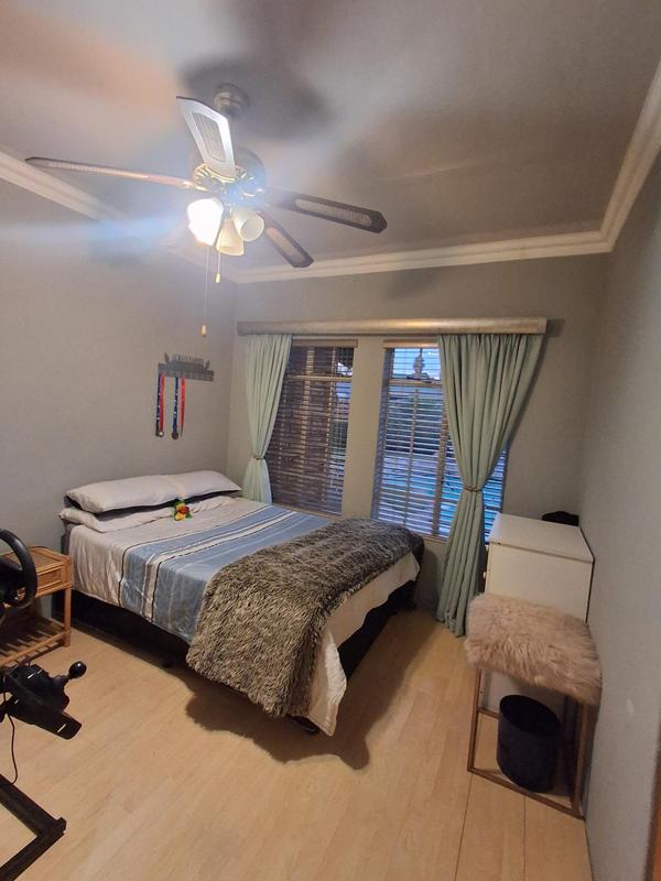3 Bedroom Property for Sale in Vanderbijlpark SE 4 Gauteng