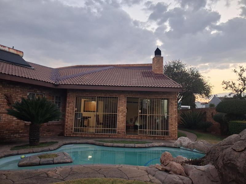 3 Bedroom Property for Sale in Vanderbijlpark SE 4 Gauteng