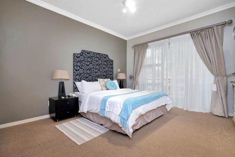 To Let 2 Bedroom Property for Rent in Rivonia Gauteng
