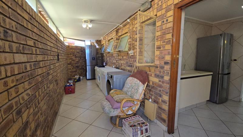 2 Bedroom Property for Sale in Amandasig Gauteng