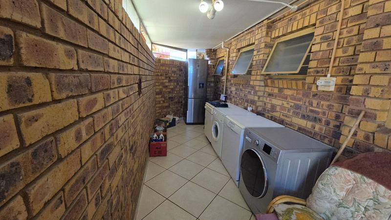 2 Bedroom Property for Sale in Amandasig Gauteng