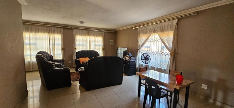 To Let 3 Bedroom Property for Rent in Atteridgeville Gauteng